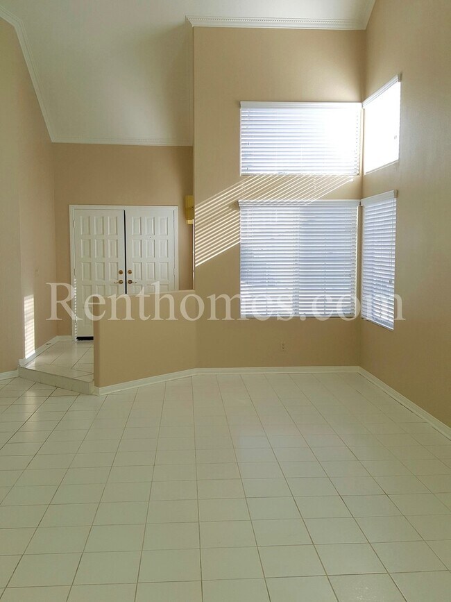 Foto del edificio - Carmel Mt Ranch, 14264 Breezeway Place, Id...