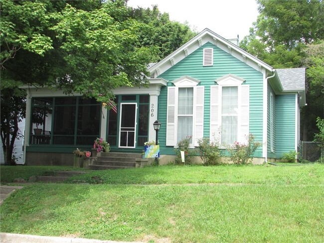 Building Photo - 206 N. MAIN STREET