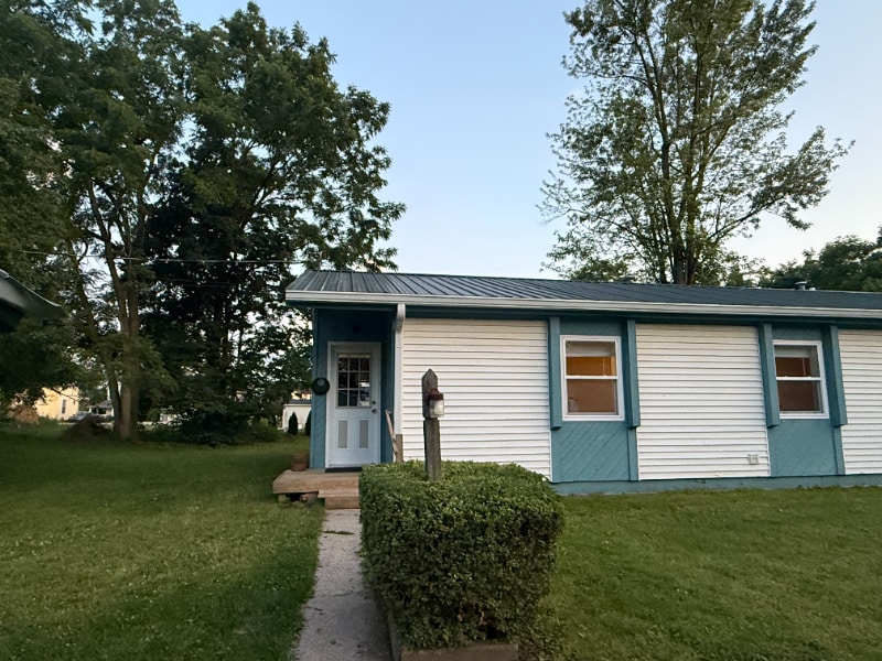 Primary Photo - 509 E 2nd St