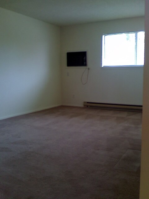 Building Photo - 2355 Greeley Dr