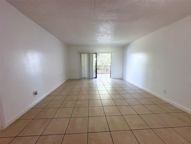 Building Photo - 928 S Federal Hwy