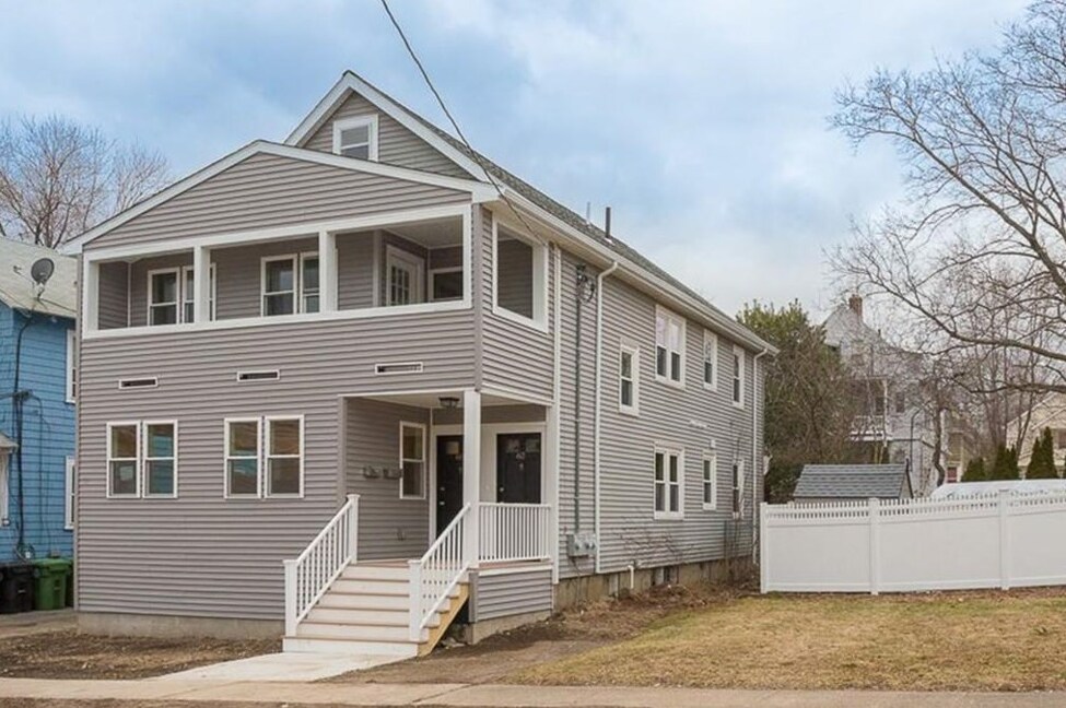 Primary Photo - 50 Gilbert St