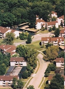 Primary Photo - Twin Oaks Apartments