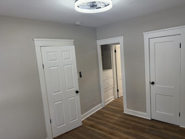 Building Photo - 12708 Revere Ave