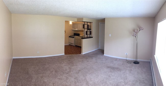 Building Photo - 9976 Holly Ln