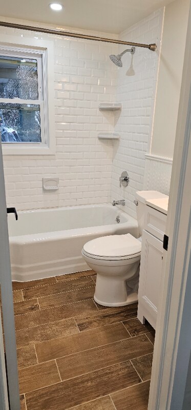 Building Photo - 582 Yonkers Ave