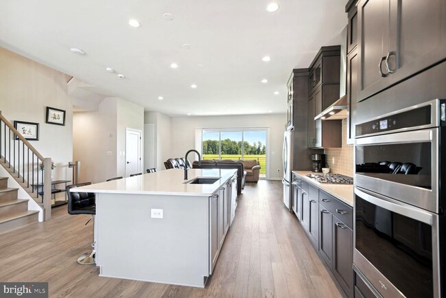 Building Photo - 22248 Rivanna Shore Terrace