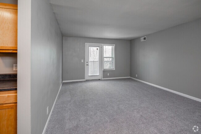 2HAB, 1BA - 950SF - Sala de estar - Gibson Creek