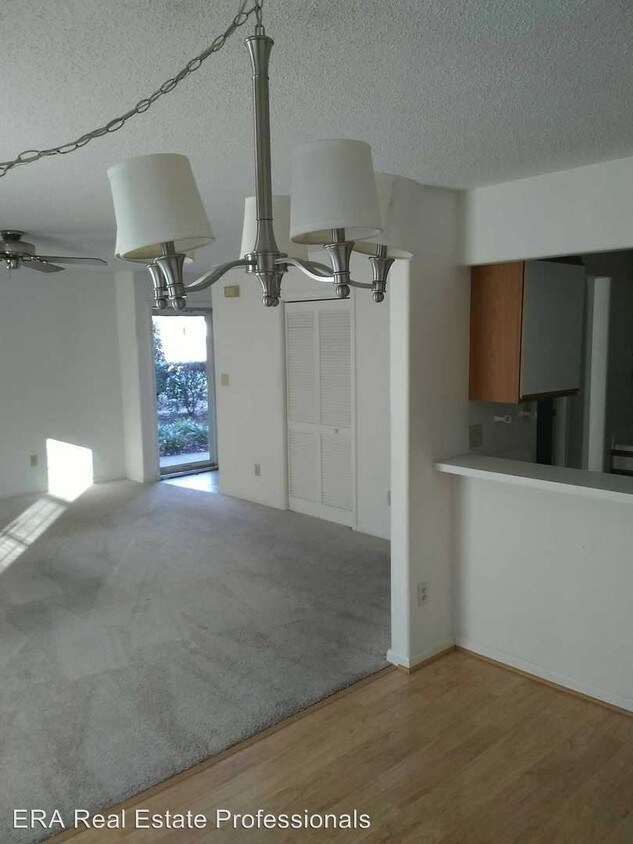 Primary Photo - 5068 Gatehouse Way