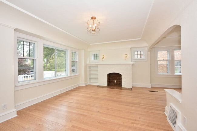 Living Room, Decorative Fireplace - 5706 N Bay Ridge Ave