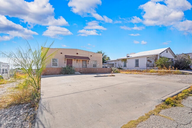 Foto del edificio - 3418 Frankfort Ave