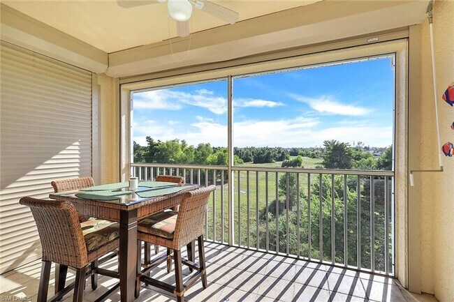 Foto del edificio - 2 Bed, 2 Bath, PLUS Den, Included Water, C...