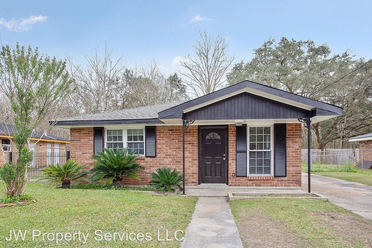 Primary Photo - 3 br, 1.5 bath House - 1629 Heights Dr