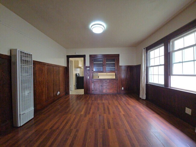 Foto del edificio - 2BR Eureka home features fully-fenced yard!