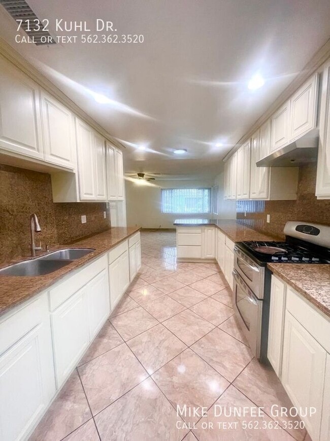 Building Photo - 7132 Kuhl Dr