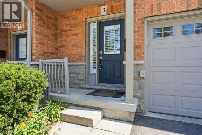 Building Photo - 540 Guelph Line