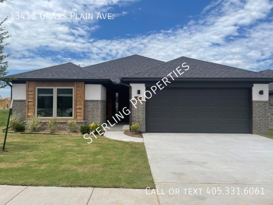 Foto principal - 13413 Grass Plain Ave