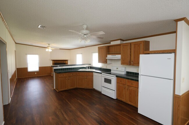 Building Photo - 4660 GA-122