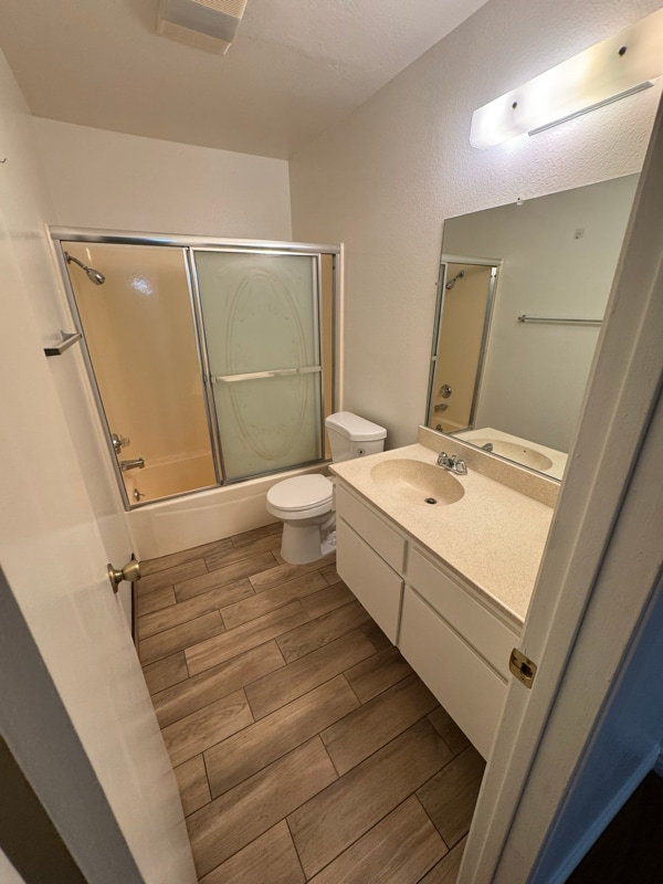 Building Photo - 8777 Lomita Dr