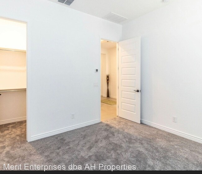 Foto del edificio - 5 br, 4 bath House - 21063 E MAYBERRY RD