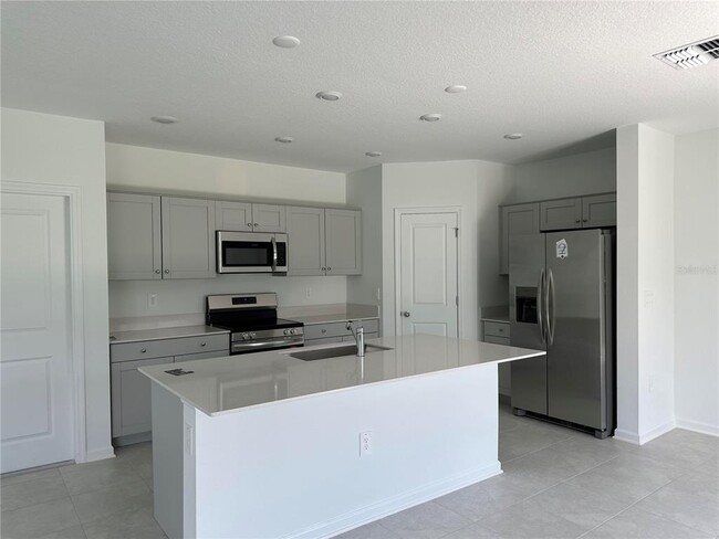 Building Photo - 418 Sandbar Ln