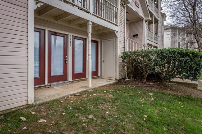 Building Photo - 6128 Meadow Rose Lane, Charlotte, NC 28215