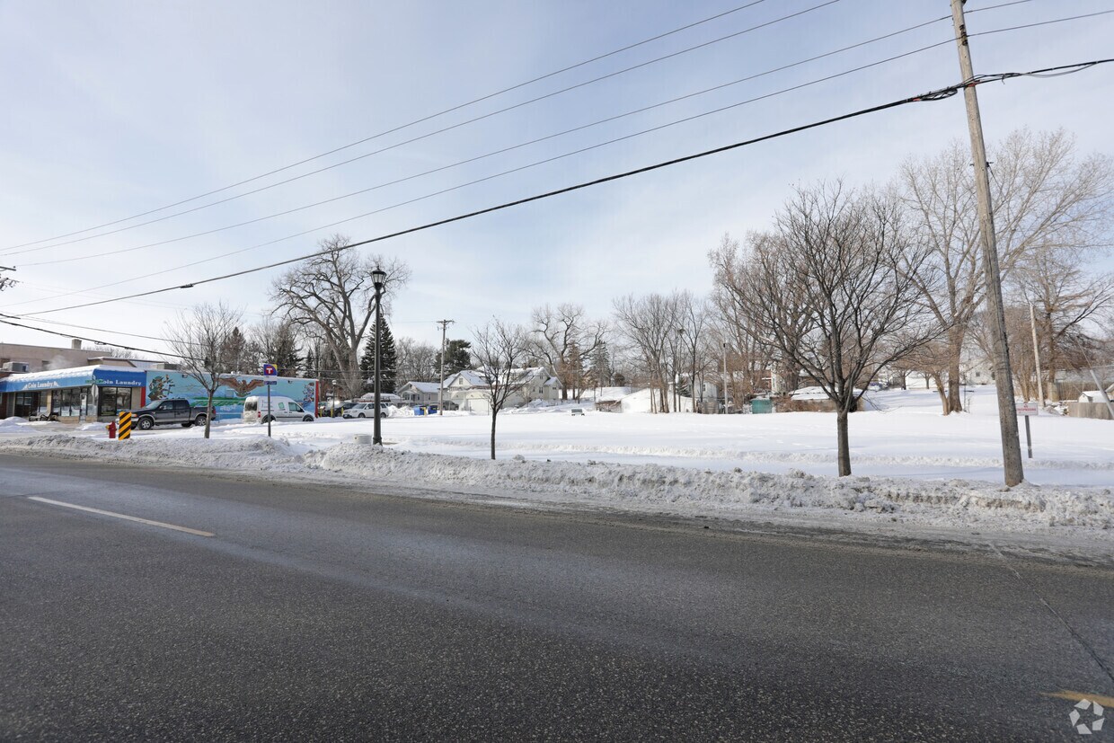 STRYKER SENIOR HOUSING Apartments in Saint Paul, MN