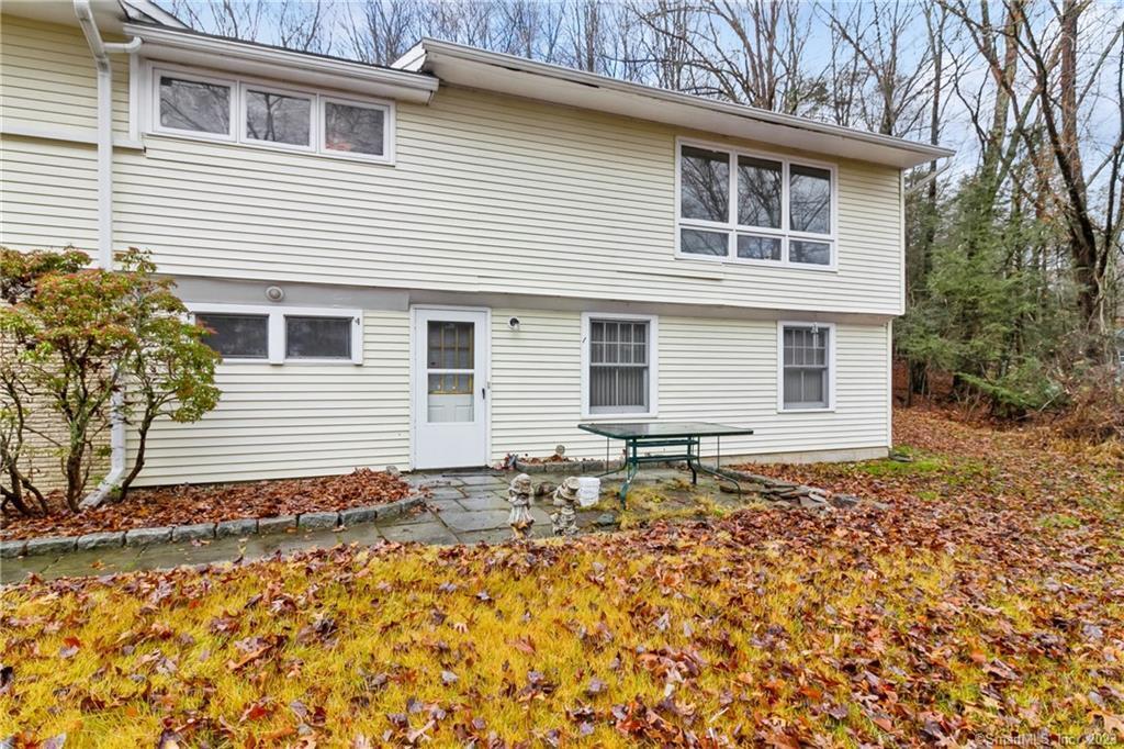 46 Elbow Hill Rd, Brookfield, CT 06804 House Rental in Brookfield, CT