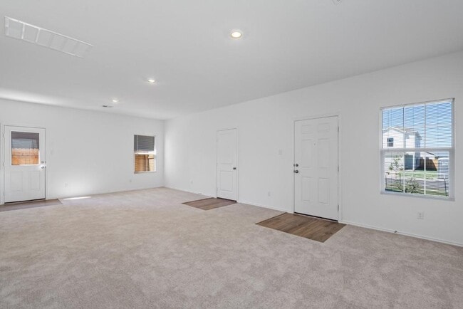 Building Photo - 230 Gabbro Gdns