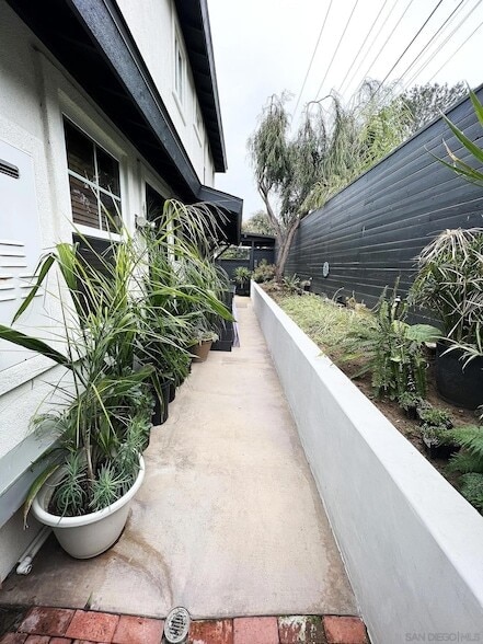 Foto del edificio - 280 Hillcrest Dr