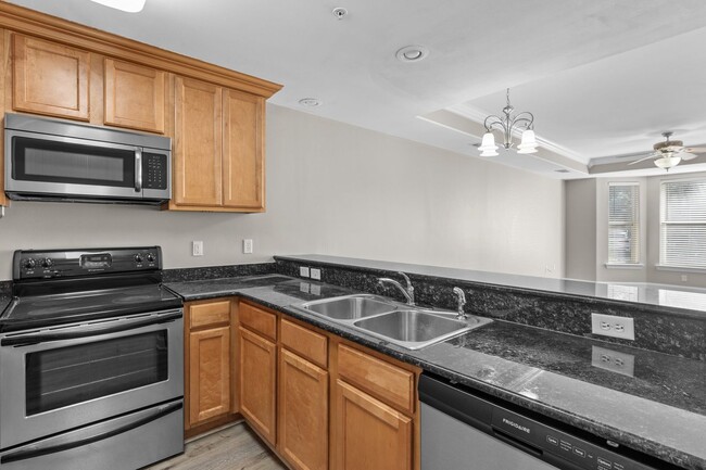 Building Photo - First-Floor Condo in Old Bay Village – Upg...
