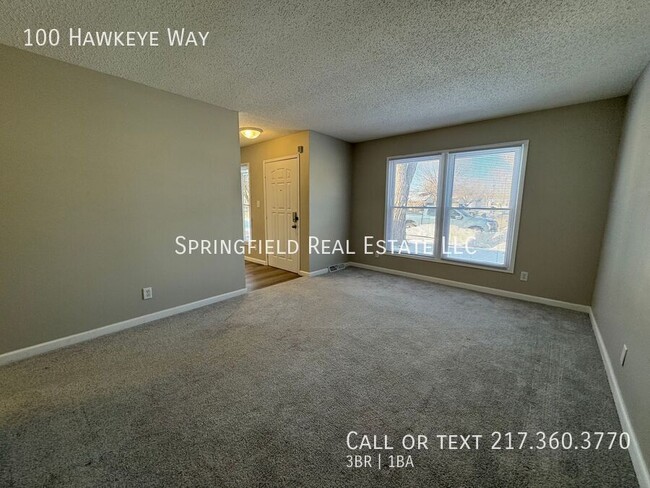 Building Photo - Walnut Wonder: Rent this 'Kitchen-nificent...