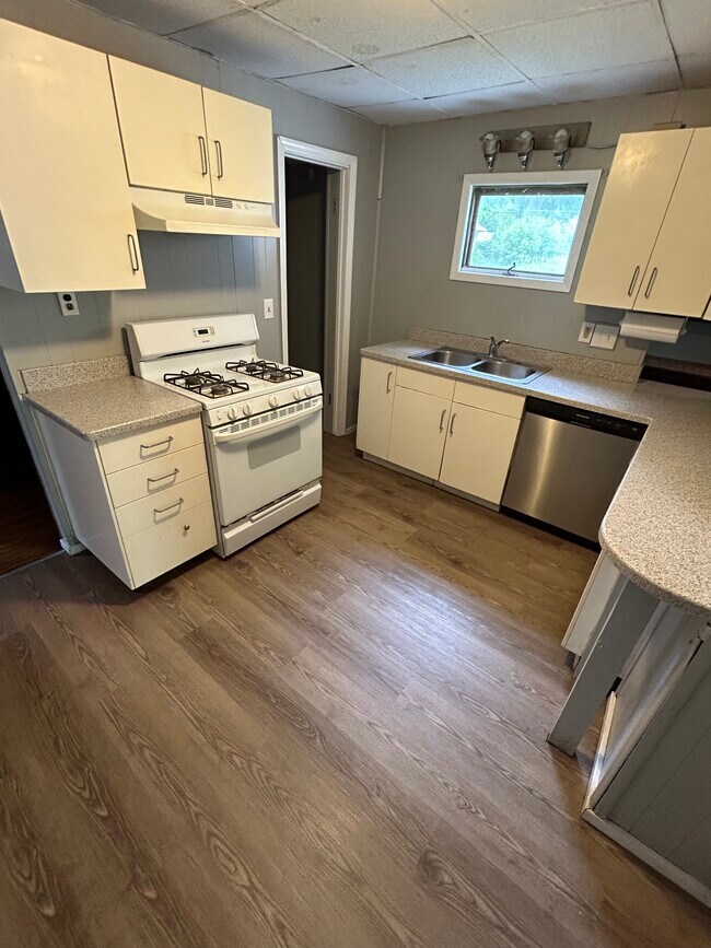 Foto del edificio - 1140 Plymouth Ave S