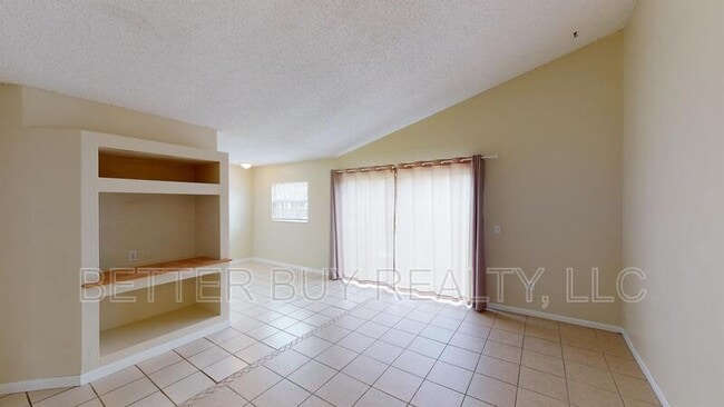 Building Photo - 174 Coral Reef Ct N