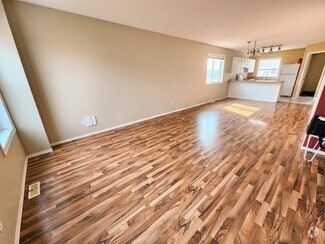 Building Photo - 7915-7988 88 Ave