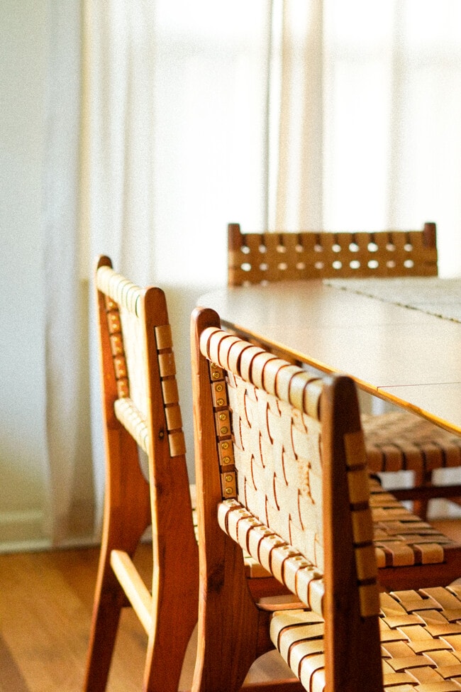 Building Photo - 4603 NE Irving St