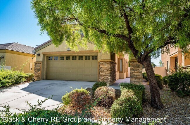 Building Photo - 4 br, 3 bath House - 3661 Lakeside Villas