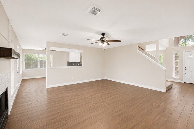 Foto del edificio - 19002 Timber Way Dr