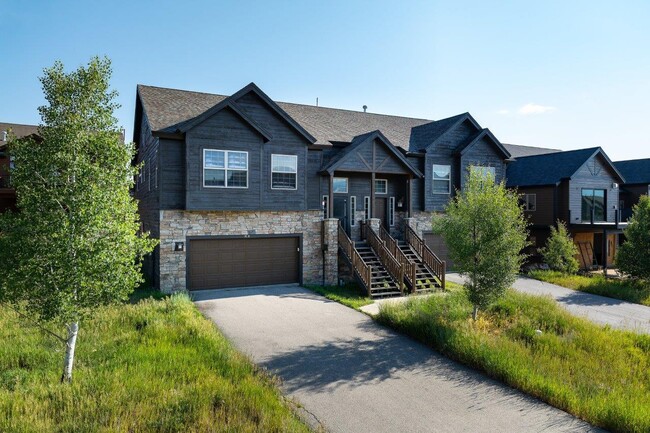Building Photo - 91 Fireweed Ct