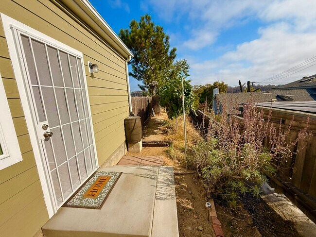 Building Photo - New Beach Bungalow Studio – Fire Mountain, South Oceanside