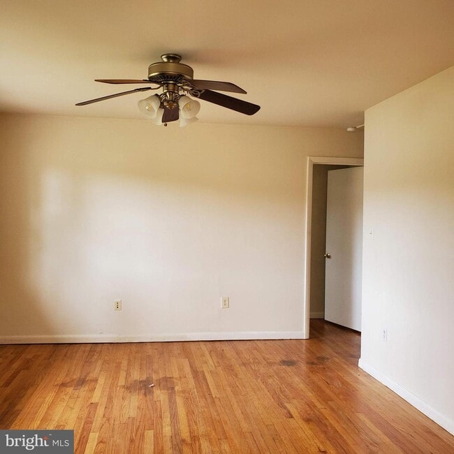 8616 Linton Hall Rd, Bristow, VA 20136 House for Rent in Bristow, VA