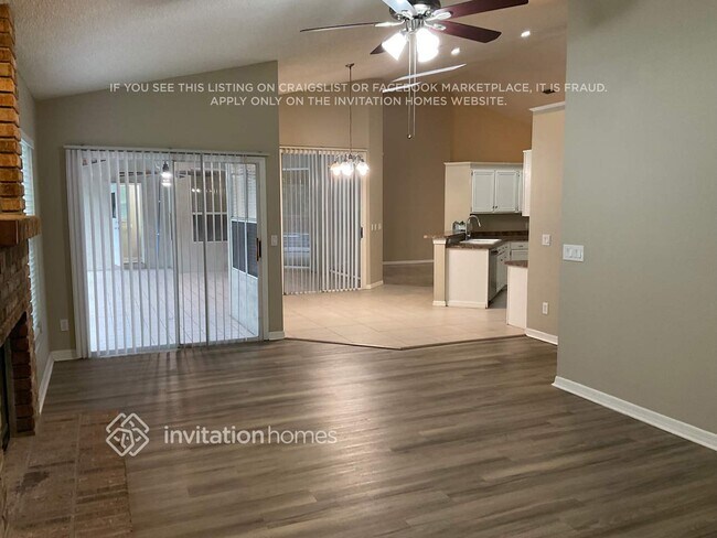 Foto del edificio - 1450 Thornhill Cir