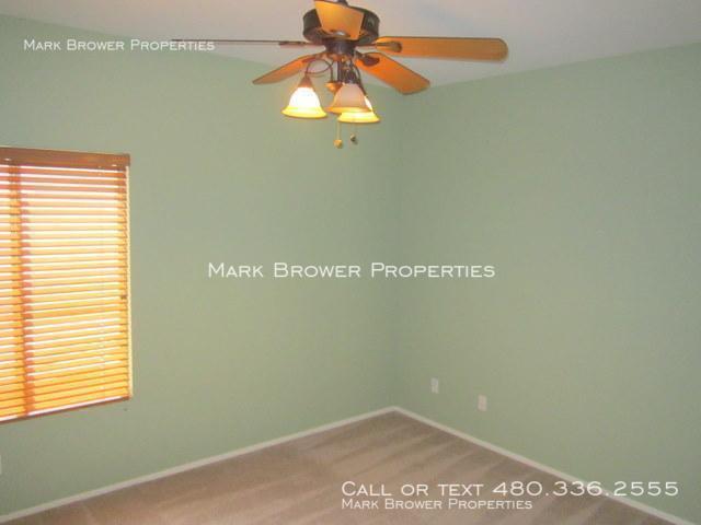 Foto del edificio - 6261 W Corona Dr