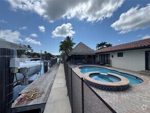 Building Photo - 2075 Ixora Rd