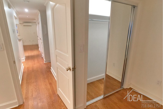 Building Photo - 28 Willow Street #GardenR