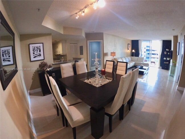Building Photo - 701 Brickell Key