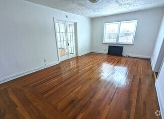Building Photo - 7620 Hamilton Ave