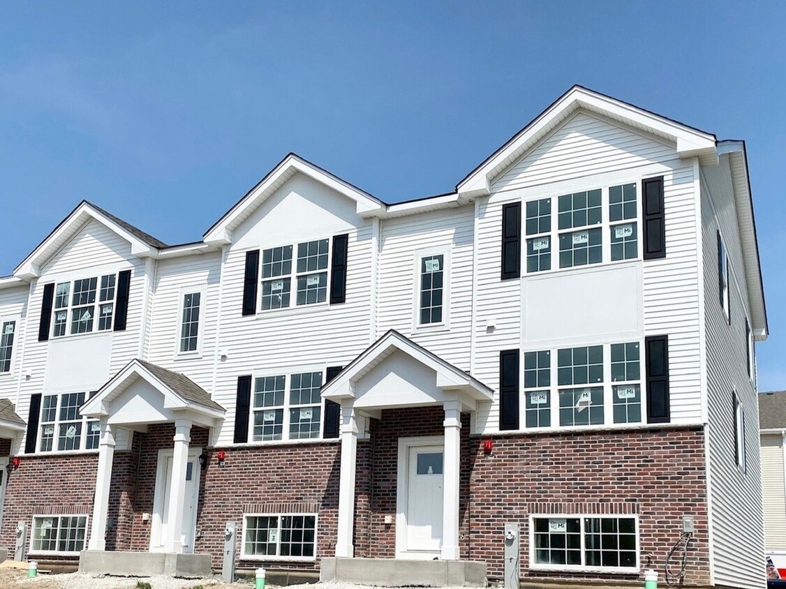 Primary Photo - 3827 Bissel Dr
