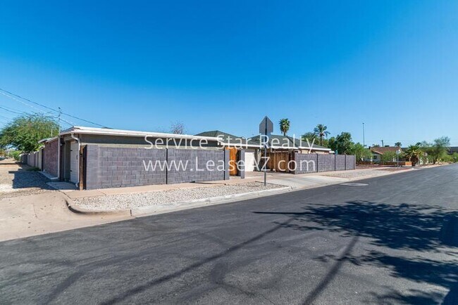 Foto del edificio - 1622 W Willetta St