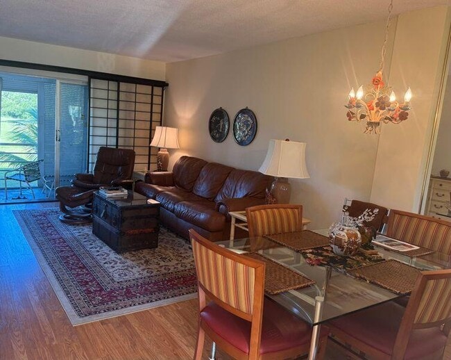 Foto del edificio - 5401 NW 2nd Ave